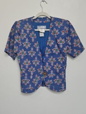Vintage Blue Floral Patterned Short Sleeve Blouse